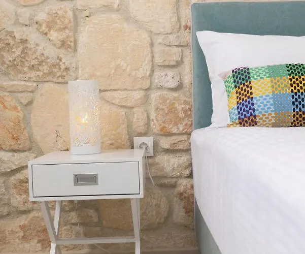 Anna Mare Luxury