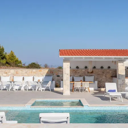 Anna Mare Luxury